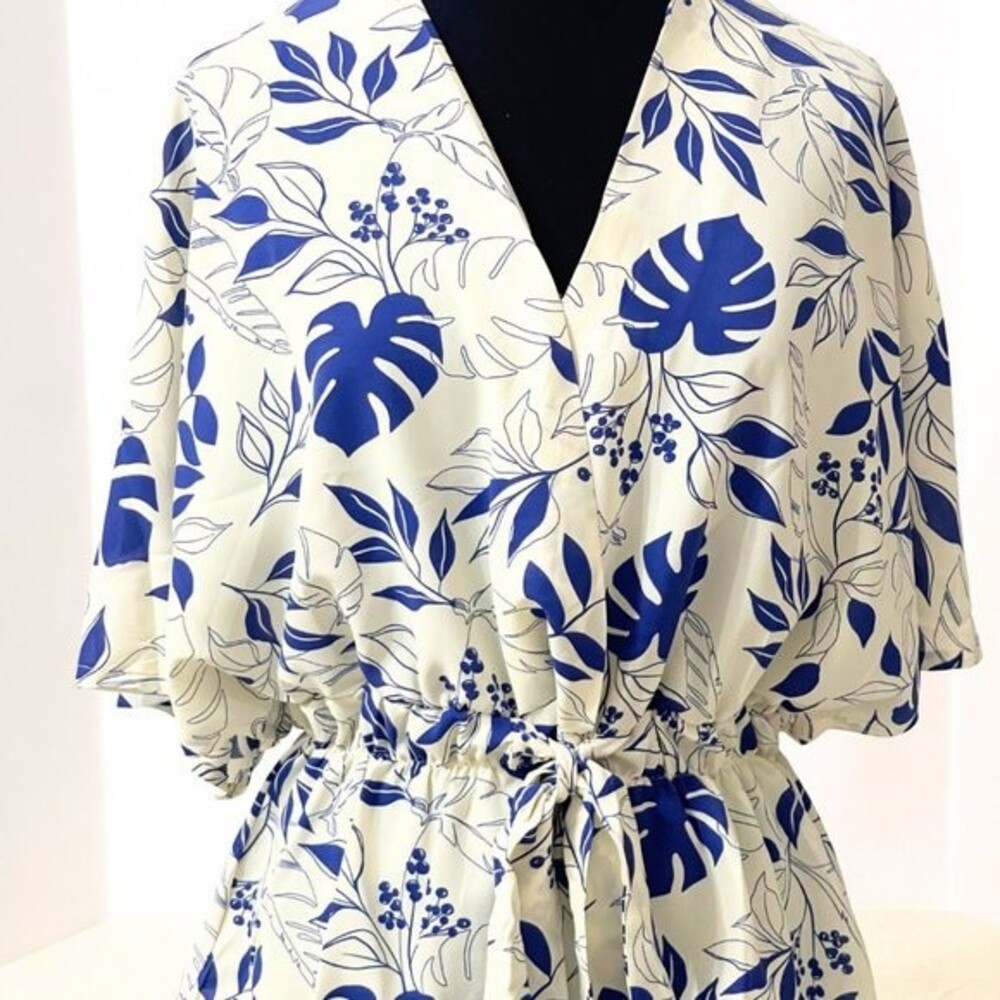 Sweet Rain| Women's Hawaiian Print Top| Dolman Sleeve Blouse Size M - Picture 5 of 10